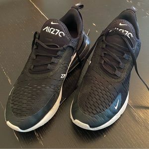 Ladies Nike Airmax 270
